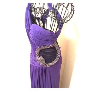 Terani 1 shoulder touched body mesh side gown